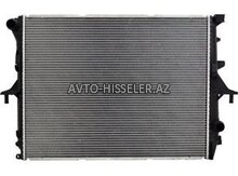 Audi Q7 2006-2010 Su radiatoru 7L0121253A